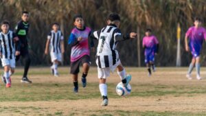 Chacarita Juniors vs Club Atlético Güemes Hạng Nhất Argentina